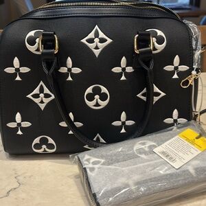 NWT PURSE and wallet